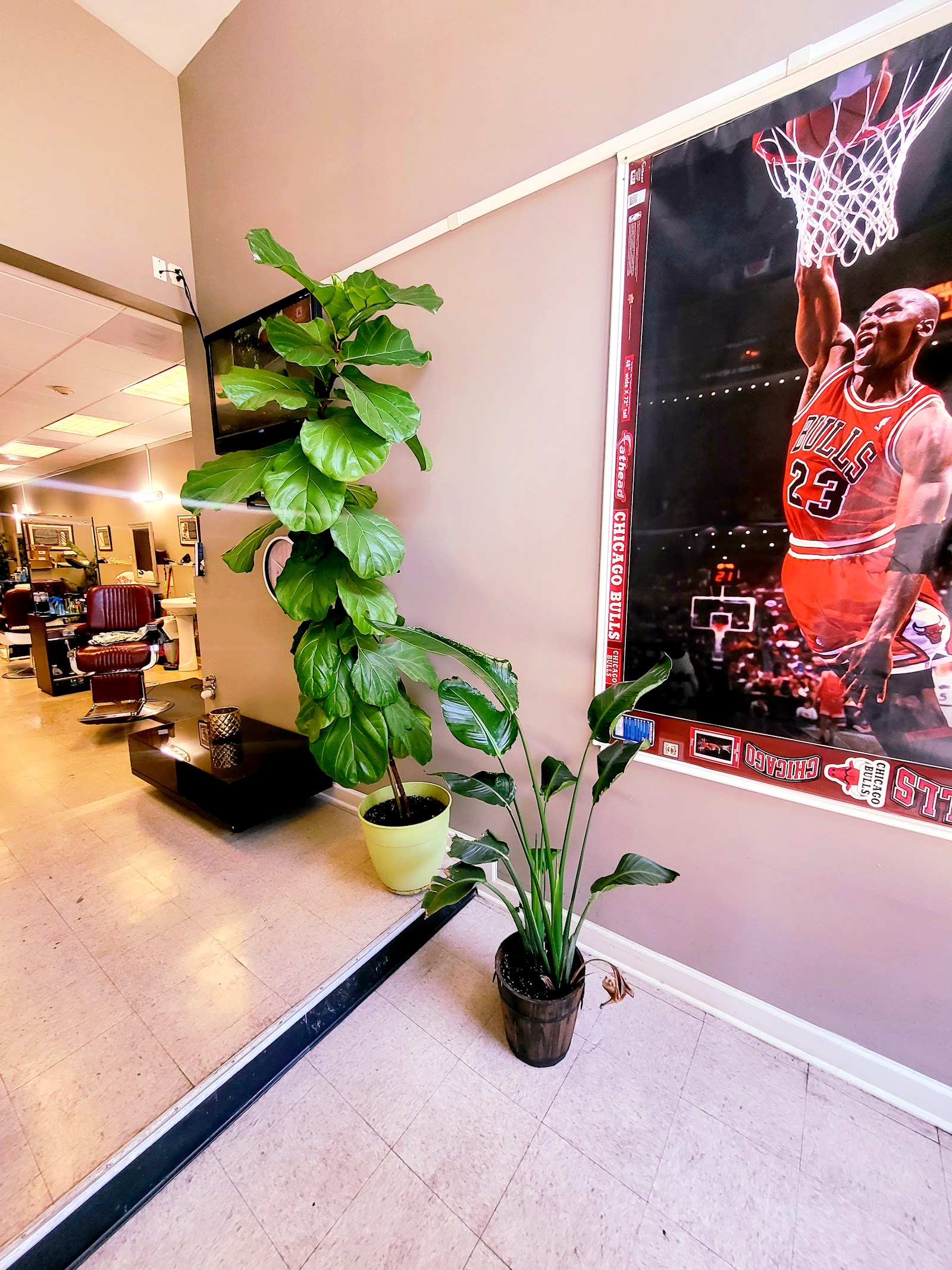 Inside the Icuts barbershop